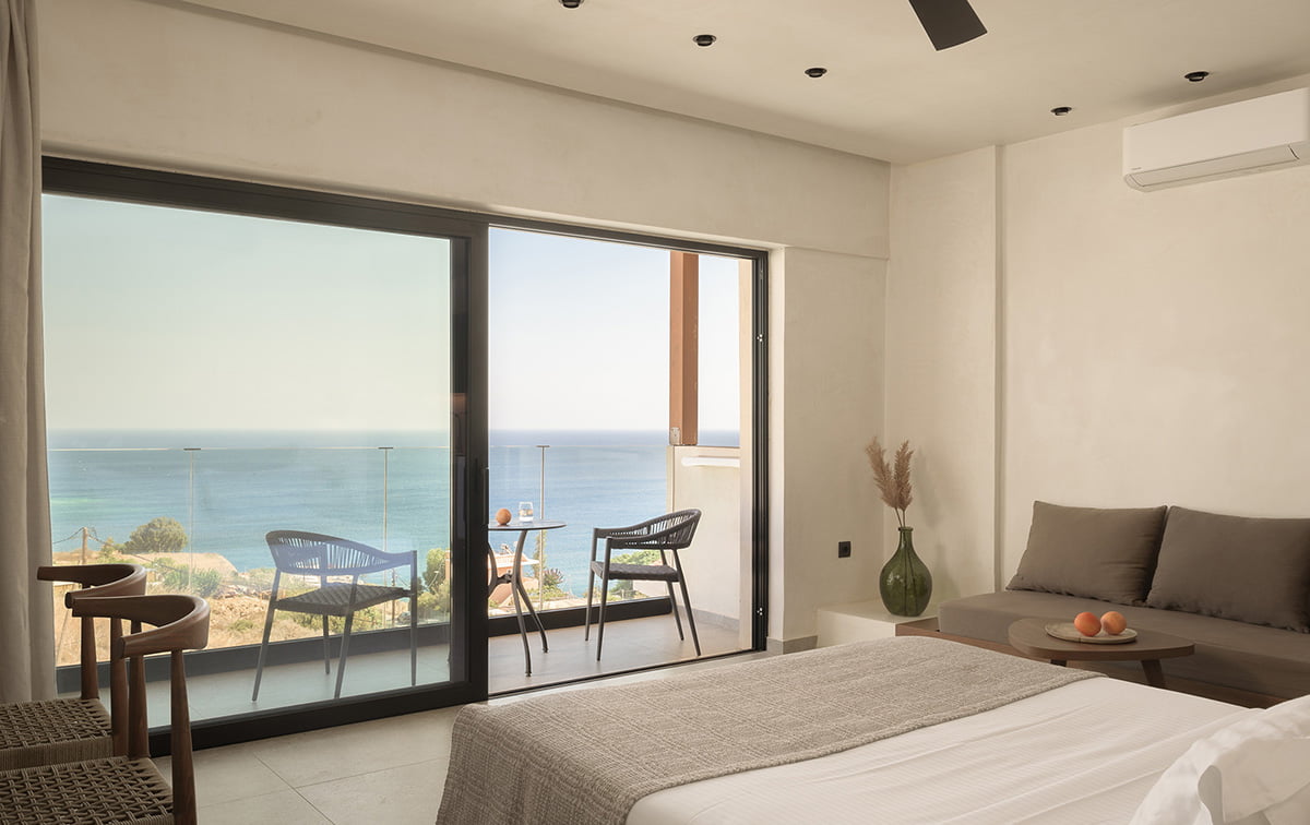 Curated visual reference: Resistant Wall Finishes For Open Plan Apartments Reference: Superior Open Plan Apartment